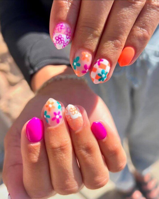 Instagram:  @<a href="https://www.instagram.com/beautyby_cane/">beautyby_cane</a>