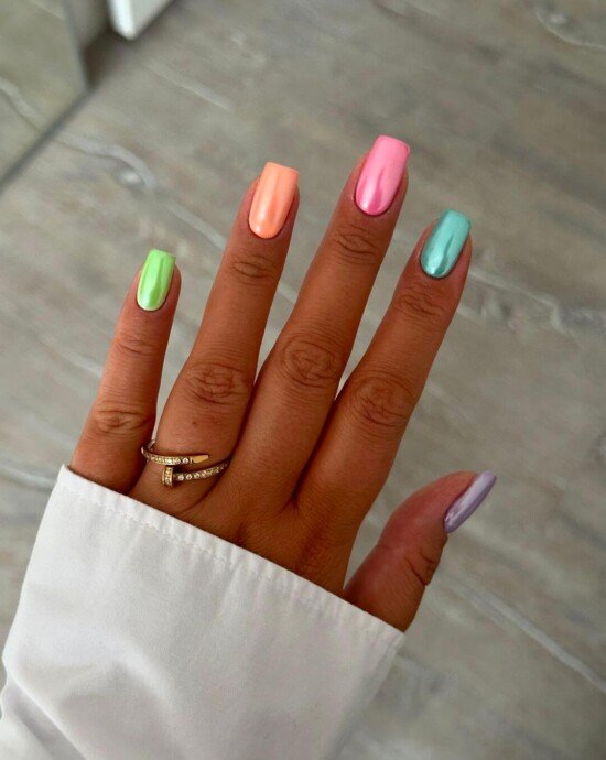Instagram:  @<a href="https://www.instagram.com/beautyspace_charlotte/">beautyspace_charlotte</a>