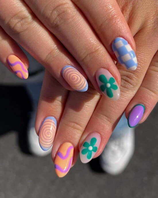 Instagram: @<a href="https://www.instagram.com/mynailgirlness/">mynailgirlness</a>