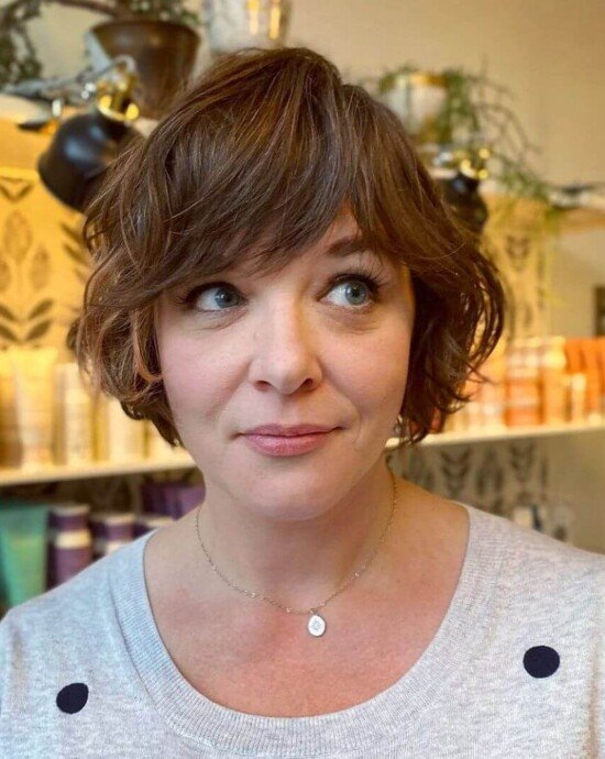 Instagram: @<a href="https://www.instagram.com/palaceflophousesalon/">palaceflophousesalon</a>